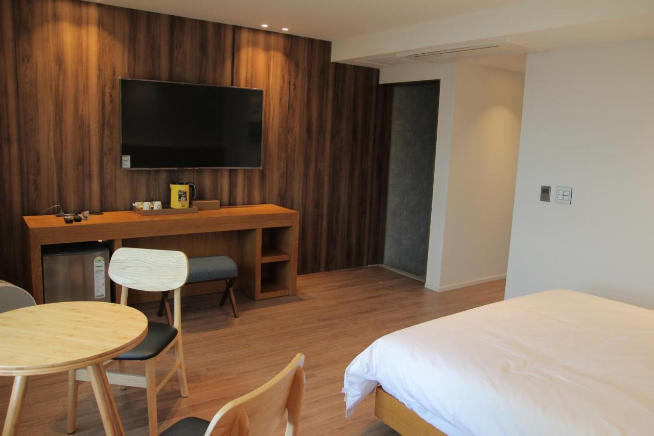 Am Ort Hotel يوسو المظهر الخارجي الصورة