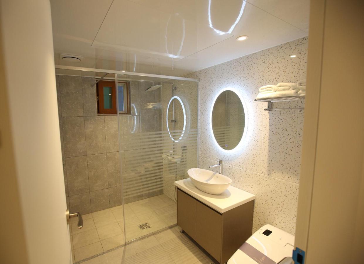 Am Ort Hotel يوسو المظهر الخارجي الصورة