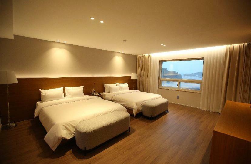 Am Ort Hotel يوسو المظهر الخارجي الصورة